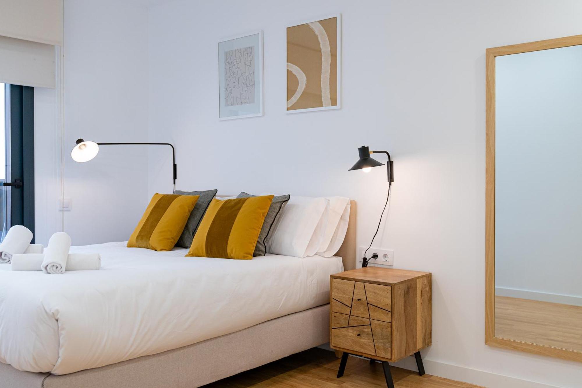 Stay U-Nique Apartments Albeniz Bcn L'Hospitalet de Llobregat Exteriör bild