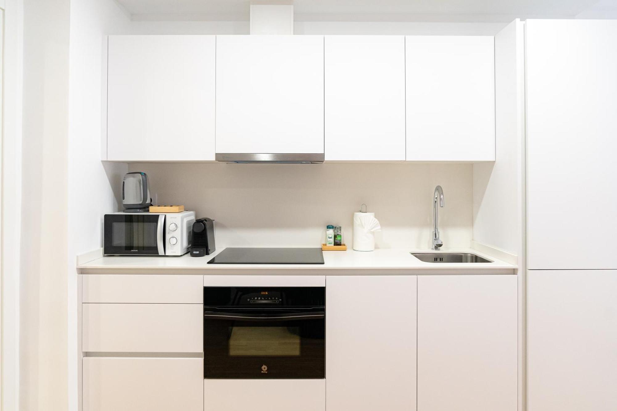 Stay U-Nique Apartments Albeniz Bcn L'Hospitalet de Llobregat Exteriör bild