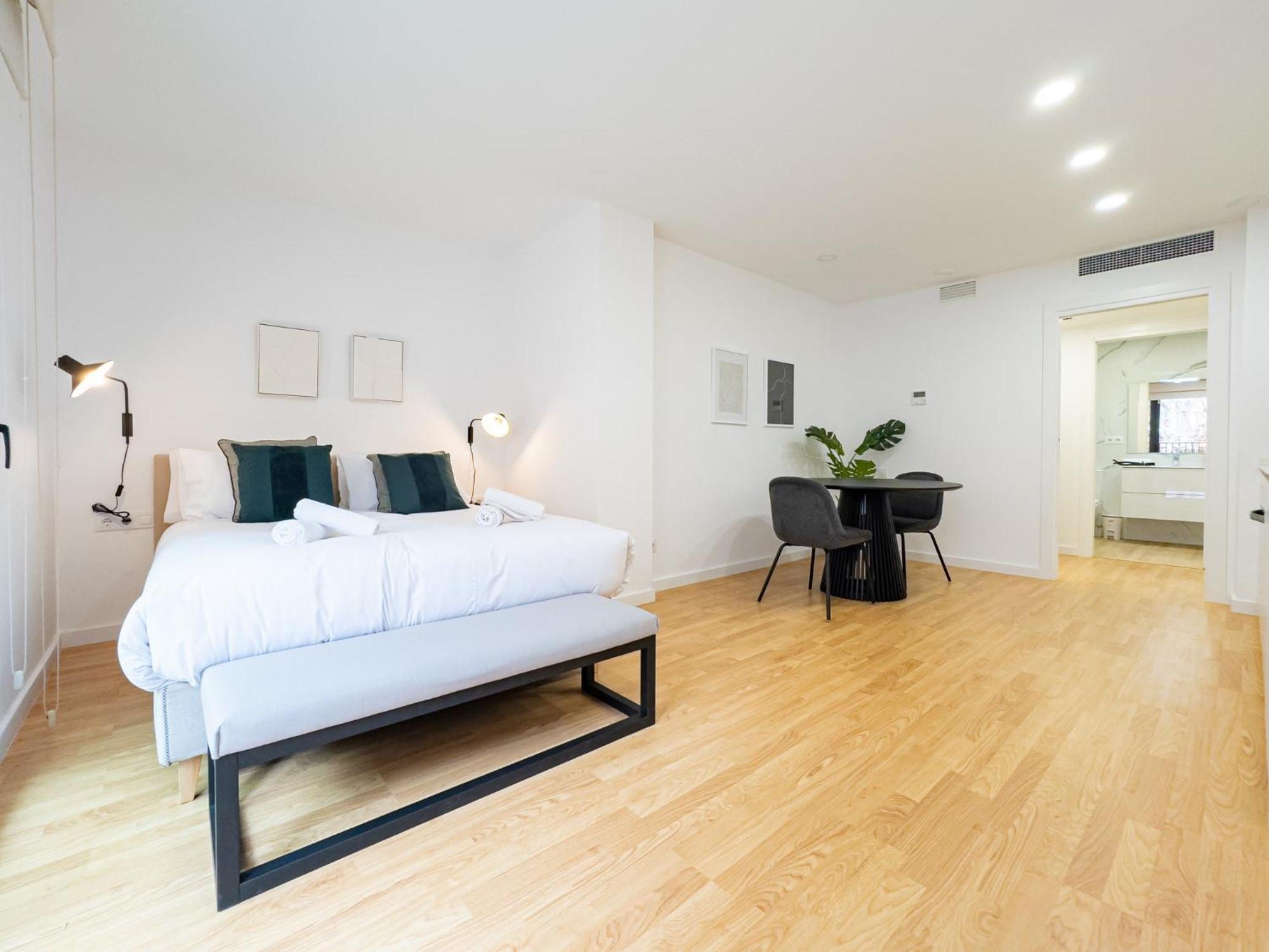 Stay U-Nique Apartments Albeniz Bcn L'Hospitalet de Llobregat Exteriör bild